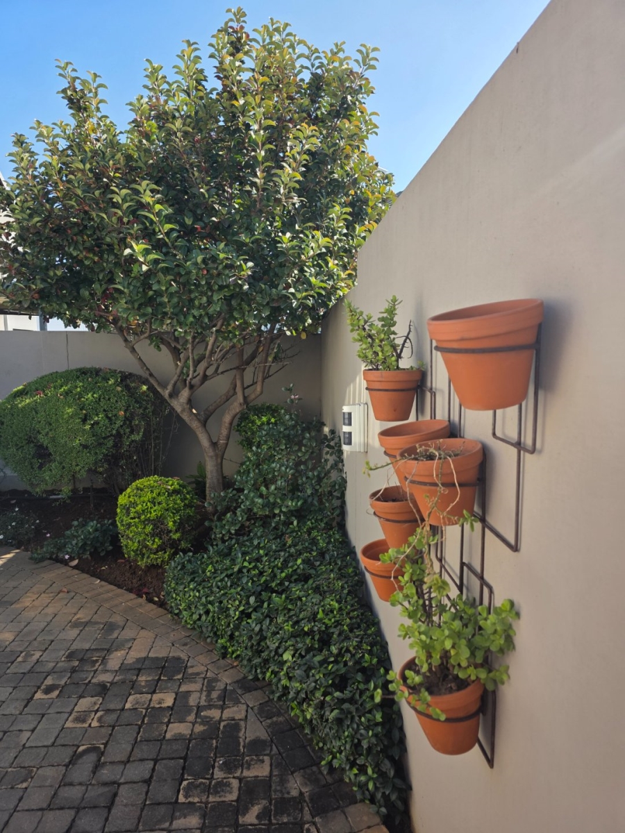3 Bedroom Property for Sale in Melodie North West
